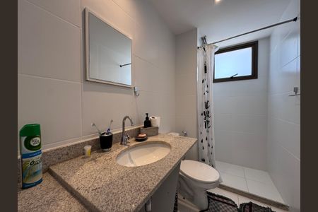 Apartamento para alugar com 144m², 3 quartos e 2 vagasSuíte 2 - Banheiro