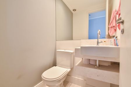 Apartamento à venda com 128m², 3 quartos e 2 vagas Apartamento à venda com 128m², 3 quartos e 2 vagasLavabo