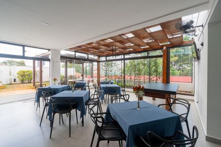 Apartamento à venda com 128m², 3 quartos e 2 vagas Apartamento à venda com 128m², 3 quartos e 2 vagasÁrea comum - Salão de festas