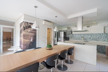 Apartamento à venda com 128m², 3 quartos e 2 vagas Apartamento à venda com 128m², 3 quartos e 2 vagasEspaço gourmet