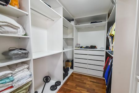 Apartamento à venda com 128m², 3 quartos e 2 vagas Apartamento à venda com 128m², 3 quartos e 2 vagasSuíte 1 (reversível)
