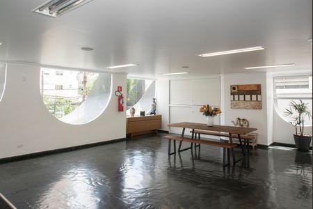 Apartamento à venda com 102m², 3 quartos e 1 vaga Apartamento à venda com 102m², 3 quartos e 1 vagaÁrea comum - Salão de festas