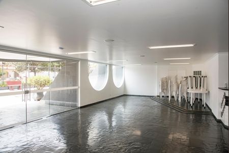 Apartamento à venda com 102m², 3 quartos e 1 vaga Apartamento à venda com 102m², 3 quartos e 1 vagaÁrea comum - Salão de festas