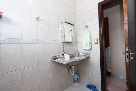 Casa à venda com 207m², 3 quartos e 5 vagasBanheiro da Suíte