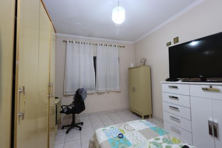 Casa à venda com 207m², 3 quartos e 5 vagasQuarto 2
