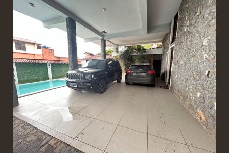 Casa para alugar com 360m², 5 quartos e 3 vagasÁrea externa