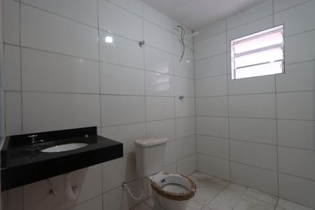 Banheiro de casa para alugar com 1 quarto, 55m² em Cidade São Mateus, São Paulo