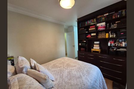 Apartamento à venda com 101m², 3 quartos e 3 vagasFoto 01