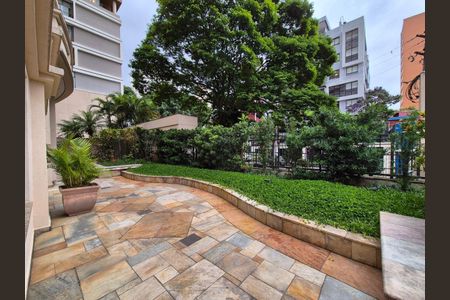 Apartamento à venda com 101m², 3 quartos e 3 vagasFoto 01