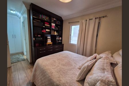 Apartamento à venda com 101m², 3 quartos e 3 vagasFoto 01