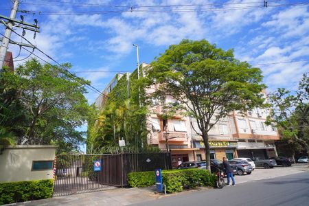 Apartamento para alugar com 78m², 2 quartos e sem vaga Apartamento para alugar com 78m², 2 quartos e sem vagaFachada