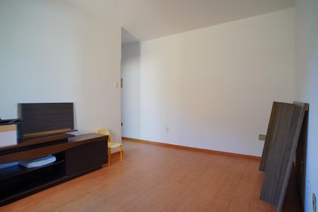 Sala de apartamento para alugar com 2 quartos, 50m² em Floresta, Porto Alegre