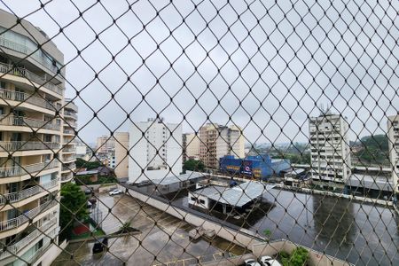 Vista de apartamento à venda com 2 quartos, 65m² em Mangueira, Rio de Janeiro