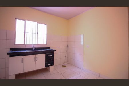 Cozinha de casa para alugar com 1 quarto, 45m² em Cidade São Mateus, São Paulo