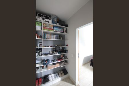 Casa à venda com 525m², 6 quartos e 5 vagasCasa 1 | Closet da Suite 2