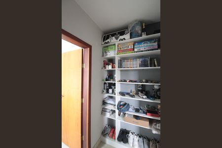 Casa à venda com 525m², 6 quartos e 5 vagasCasa 1 | Closet da Suite 2