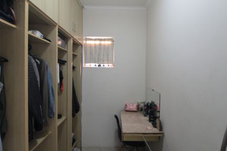 Casa à venda com 525m², 6 quartos e 5 vagasCasa 2 | Closet da Suite 1
