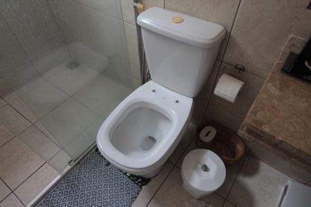 Casa à venda com 525m², 6 quartos e 5 vagasCasa 2 | Banheiro da Suite 2