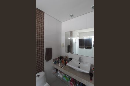 Casa à venda com 525m², 6 quartos e 5 vagasCasa 1 | Banheiro da Suite 1