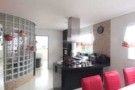 Casa à venda com 525m², 6 quartos e 5 vagasCasa 1 | Cozinha