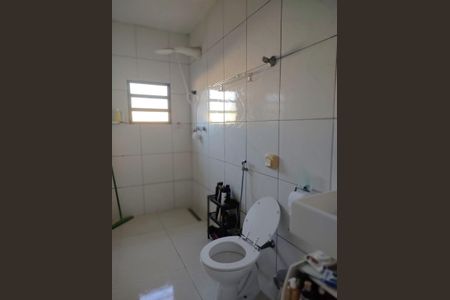 Banheiro de casa para alugar com 3 quartos, 150m² em Vila Áurea (Vicente de Carvalho), Guarujá