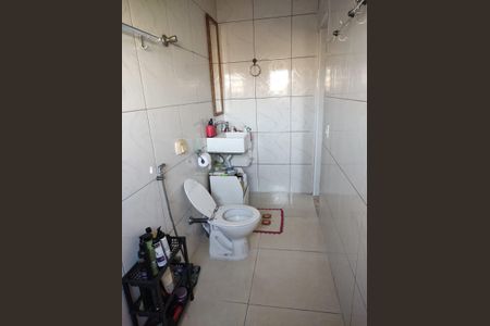 Banheiro de casa para alugar com 3 quartos, 150m² em Vila Áurea (Vicente de Carvalho), Guarujá
