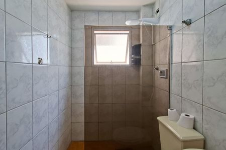 Banheiro  de apartamento para alugar com 1 quarto, 32m² em Canto do Forte, Praia Grande