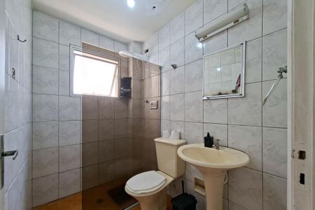Banheiro  de apartamento para alugar com 1 quarto, 32m² em Canto do Forte, Praia Grande