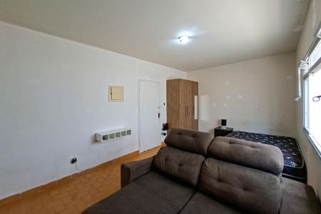 Sala/Quarto de apartamento para alugar com 1 quarto, 32m² em Canto do Forte, Praia Grande