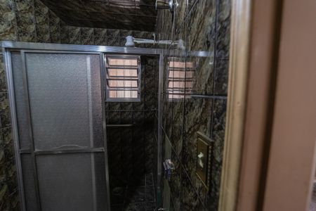 Casa à venda com 168m², 2 quartos e 1 vagaBanheiro