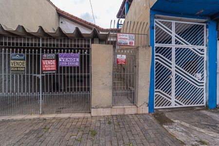 Casa à venda com 168m², 2 quartos e 1 vagaFachada