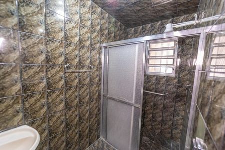 Casa à venda com 168m², 2 quartos e 1 vagaBanheiro