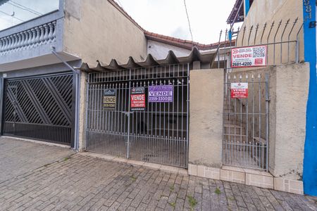 Casa à venda com 168m², 2 quartos e 1 vagaFachada