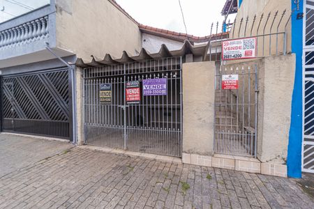 Casa à venda com 168m², 2 quartos e 1 vagaFachada