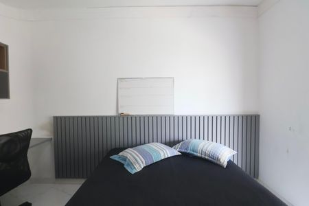 Apartamento para alugar com 200m², 3 quartos e 1 vaga Apartamento para alugar com 200m², 3 quartos e 1 vagaQuarto