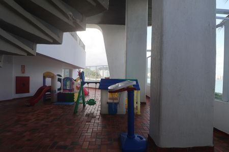 Apartamento para alugar com 200m², 3 quartos e 1 vaga Apartamento para alugar com 200m², 3 quartos e 1 vagaÁrea comum - Playground