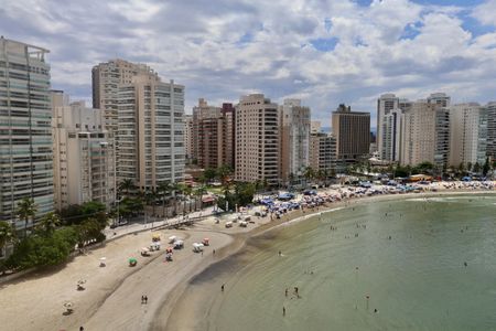 Apartamento para alugar com 200m², 3 quartos e 1 vaga Apartamento para alugar com 200m², 3 quartos e 1 vagaVista