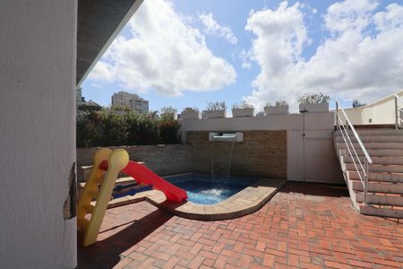 Apartamento para alugar com 200m², 3 quartos e 1 vaga Apartamento para alugar com 200m², 3 quartos e 1 vagaÁrea comum - Piscina