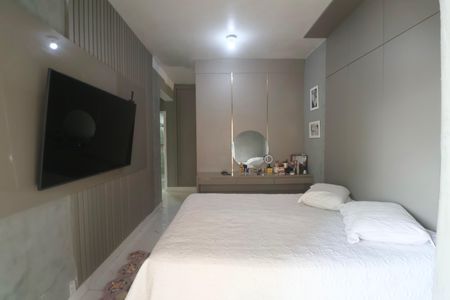 Apartamento para alugar com 200m², 3 quartos e 1 vaga Apartamento para alugar com 200m², 3 quartos e 1 vagaSuíte