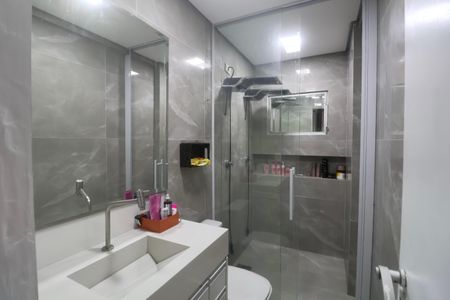 Apartamento para alugar com 200m², 3 quartos e 1 vaga Apartamento para alugar com 200m², 3 quartos e 1 vagaBanheiro Suíte