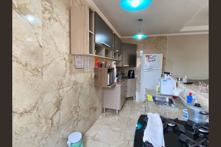 Casa à venda com 120m², 2 quartos e 1 vaga Casa à venda com 120m², 2 quartos e 1 vagaSala - Cozinha