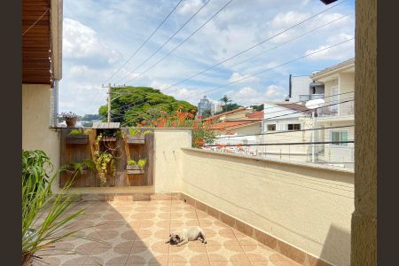 Casa à venda com 120m², 2 quartos e 1 vaga Casa à venda com 120m², 2 quartos e 1 vagaVaranda
