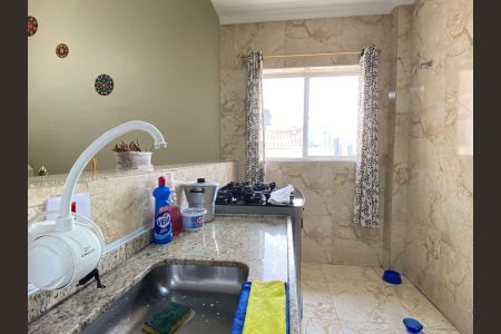 Casa à venda com 120m², 2 quartos e 1 vaga Casa à venda com 120m², 2 quartos e 1 vagaSala - Cozinha