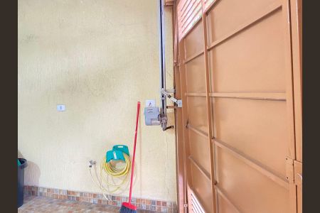 Casa à venda com 120m², 2 quartos e 1 vaga Casa à venda com 120m², 2 quartos e 1 vagaGaragem