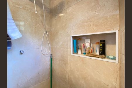 Casa à venda com 120m², 2 quartos e 1 vaga Casa à venda com 120m², 2 quartos e 1 vagaBanheiro