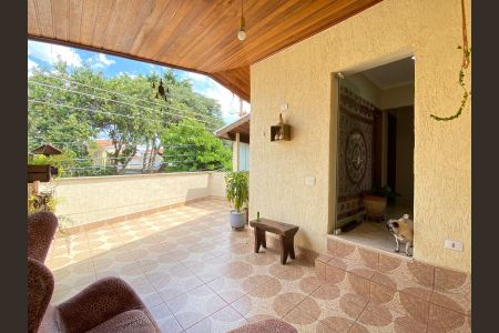 Casa à venda com 120m², 2 quartos e 1 vaga Casa à venda com 120m², 2 quartos e 1 vagaVaranda - Área de Serviço