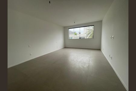 Casa de Condomínio à venda com 4 quartos, 276m² em Recreio dos Bandeirantes, Rio de Janeiro