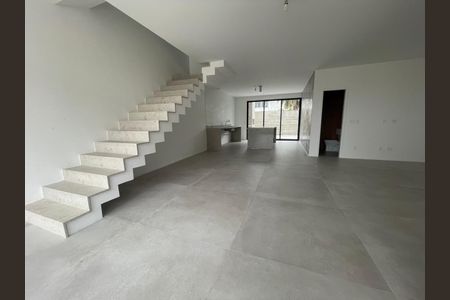 Casa de Condomínio à venda com 4 quartos, 276m² em Recreio dos Bandeirantes, Rio de Janeiro