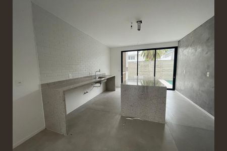 Casa de Condomínio à venda com 4 quartos, 276m² em Recreio dos Bandeirantes, Rio de Janeiro