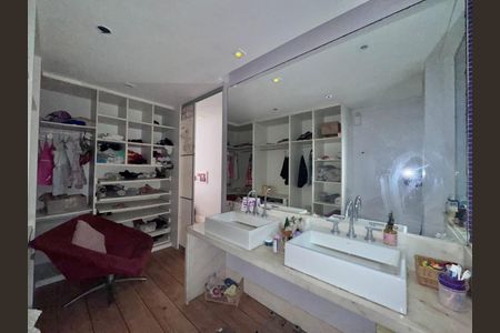 Apartamento à venda com 396m², 4 quartos e 4 vagas